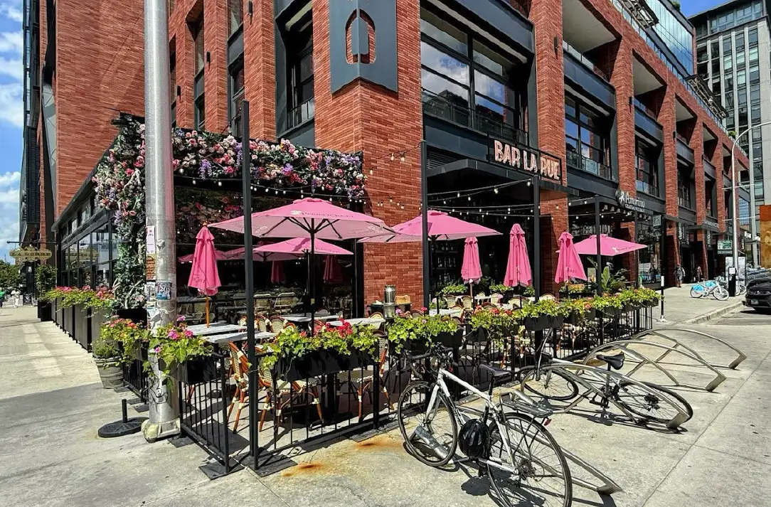 Bar La Rue Fulton Market